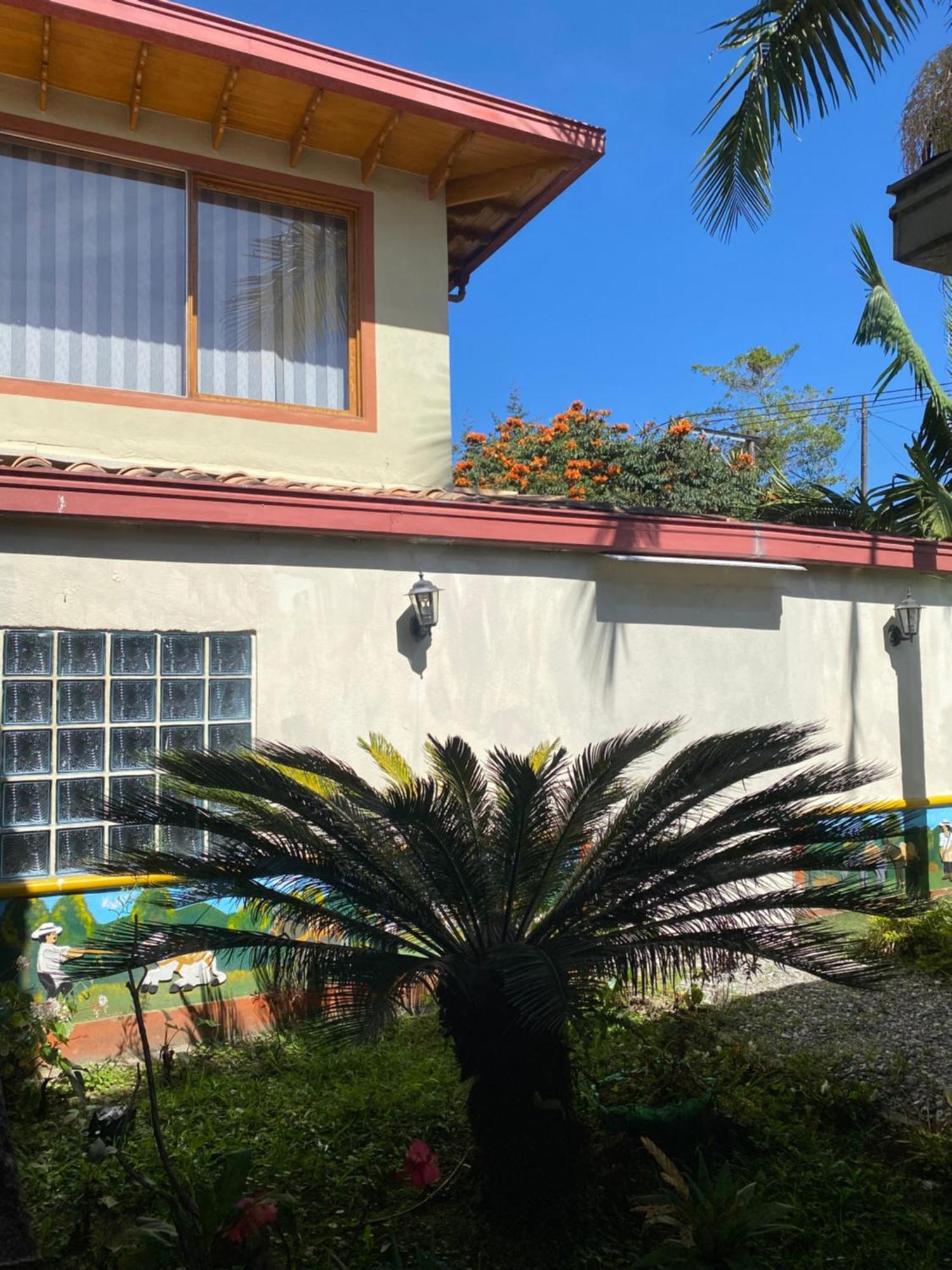 Guatapé Oak Tree Houseゲストハウス エクステリア 写真